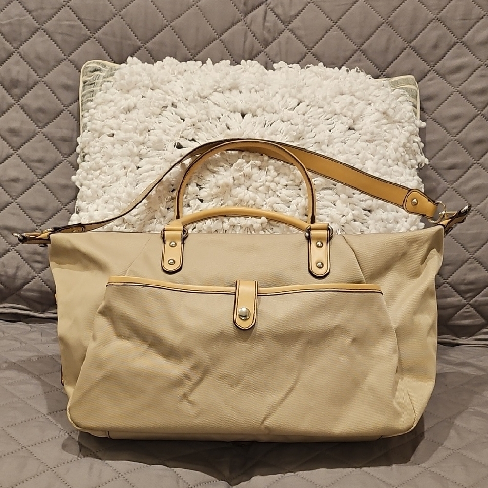 Maxx New York Tan Tote Handbag with Removeable Shoulder Strap - Picture 1 of 16